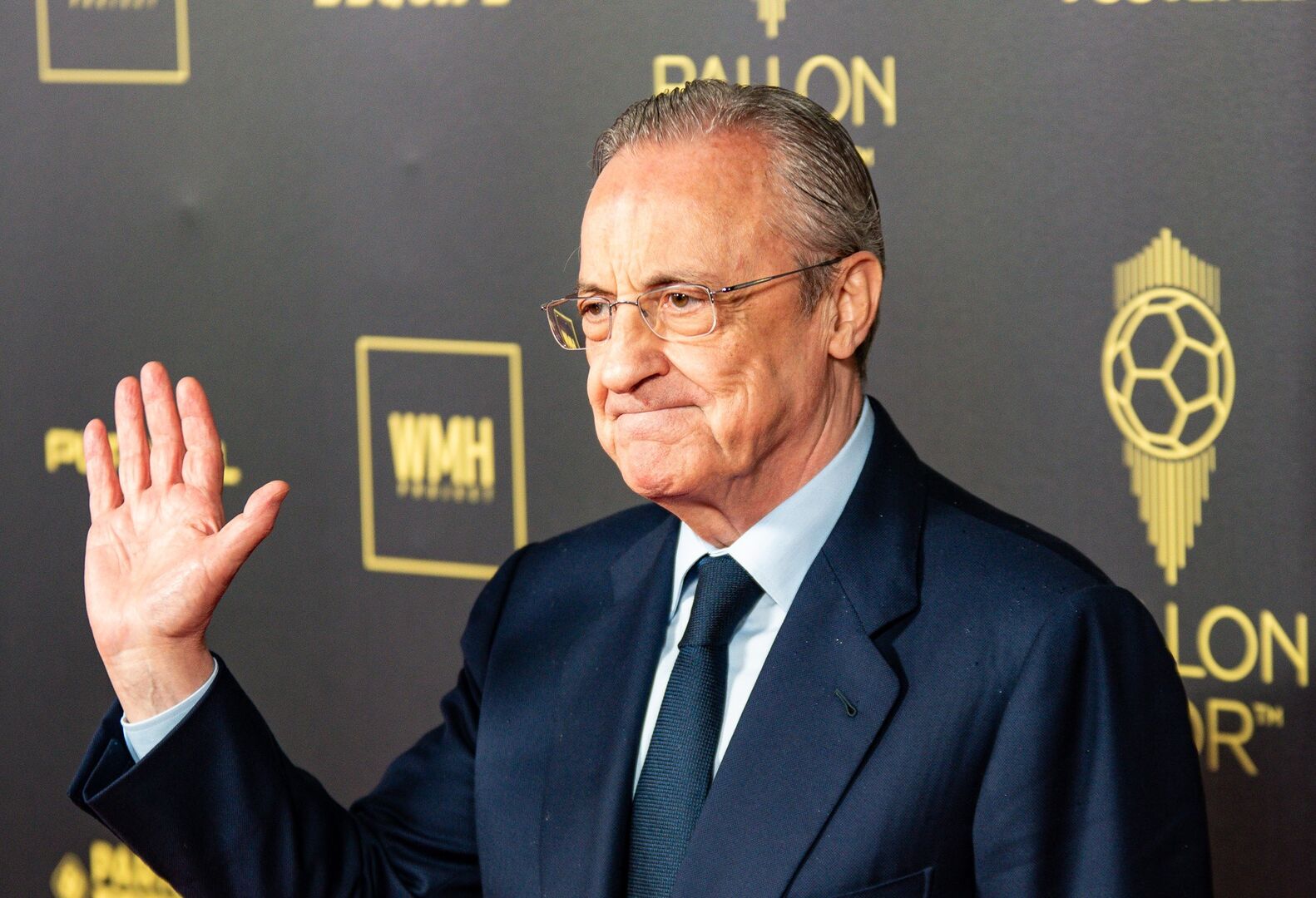 El gesto que complica el fichaje por el Madrid de uno de los deseos de Florentino Pérez