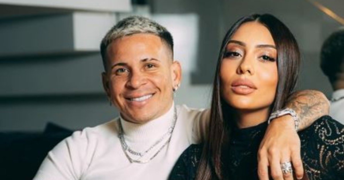 Yeferson Soteldo se comprometió con Isabel García (+Video) Yeferson Soteldo se comprometió con Isabel García (+Video)
