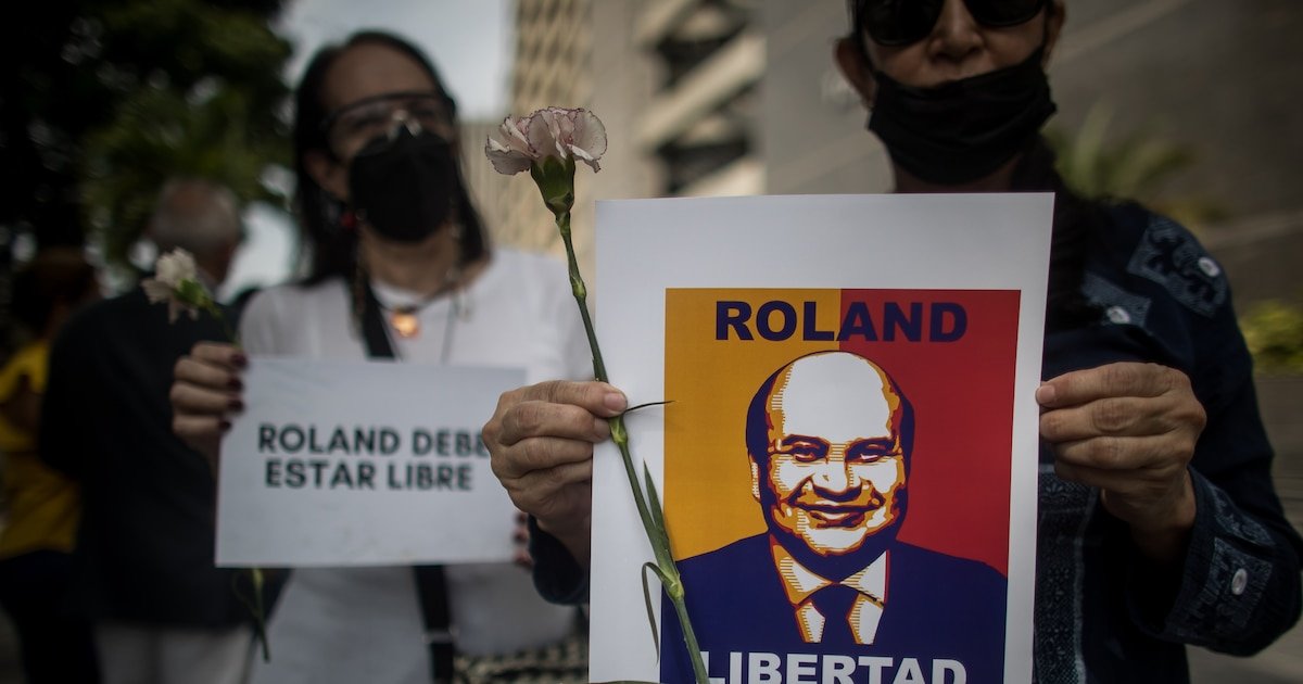 La oposición venezolana exigió la liberación inmediata del periodista Roland Carreño: “Querer un cambio no es un crimen”