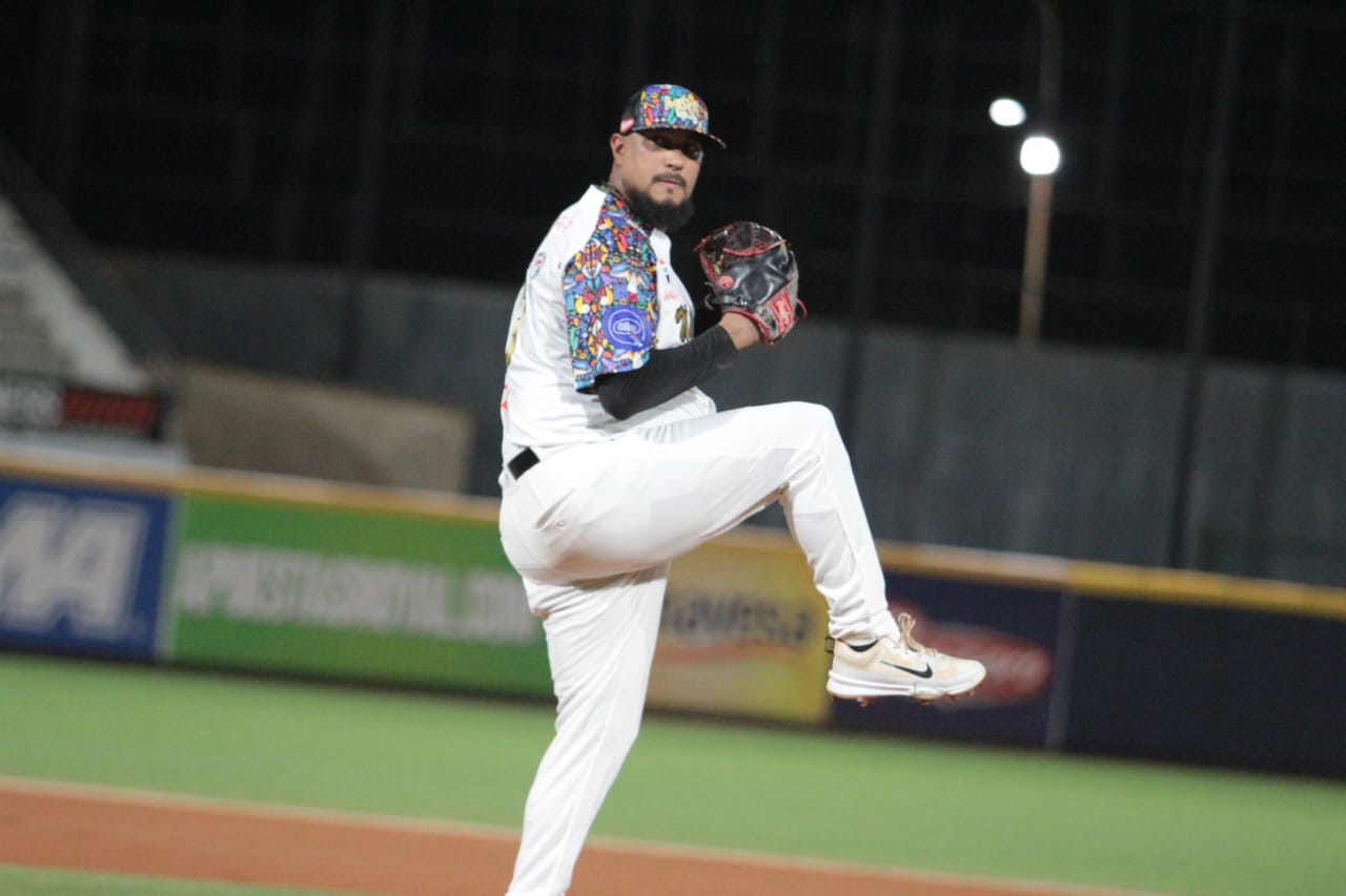 Félix Doubront aplica la ley del ex y luce como el as que necesitan los Bravos Félix Doubront aplica la ley del ex y luce como el as que necesitan los Bravos