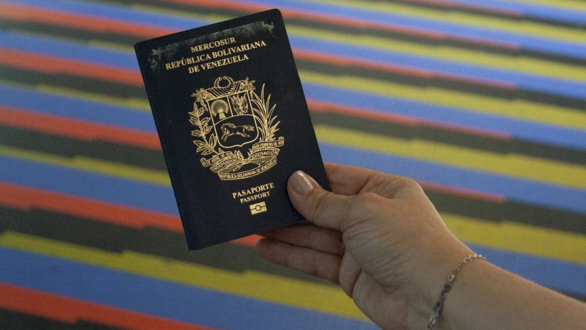 Saime publica los costos para tramitar pasaportes ordinarios y habilitados
