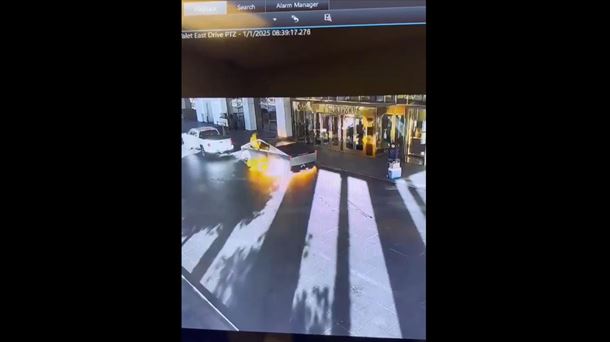 Un muerto y siete heridos en Las Vegas tras explotar una camioneta de Tesla frente a un hotel de Trump