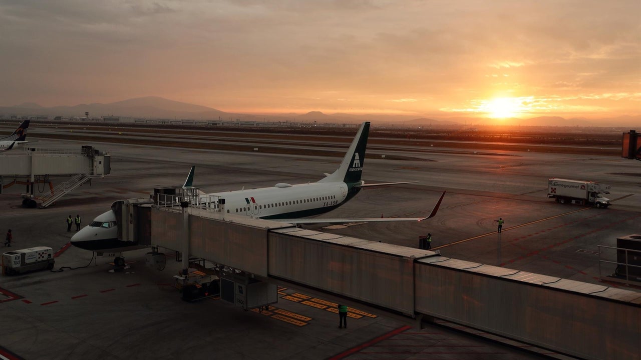 Este es el ranking de las aerolíneas más puntuales del mundo: una latinoamericana se quedó con el primer lugar y otras tres se destacan Este es el ranking de las aerolíneas más puntuales del mundo: una latinoamericana se quedó con el primer lugar y otras tres se destacan