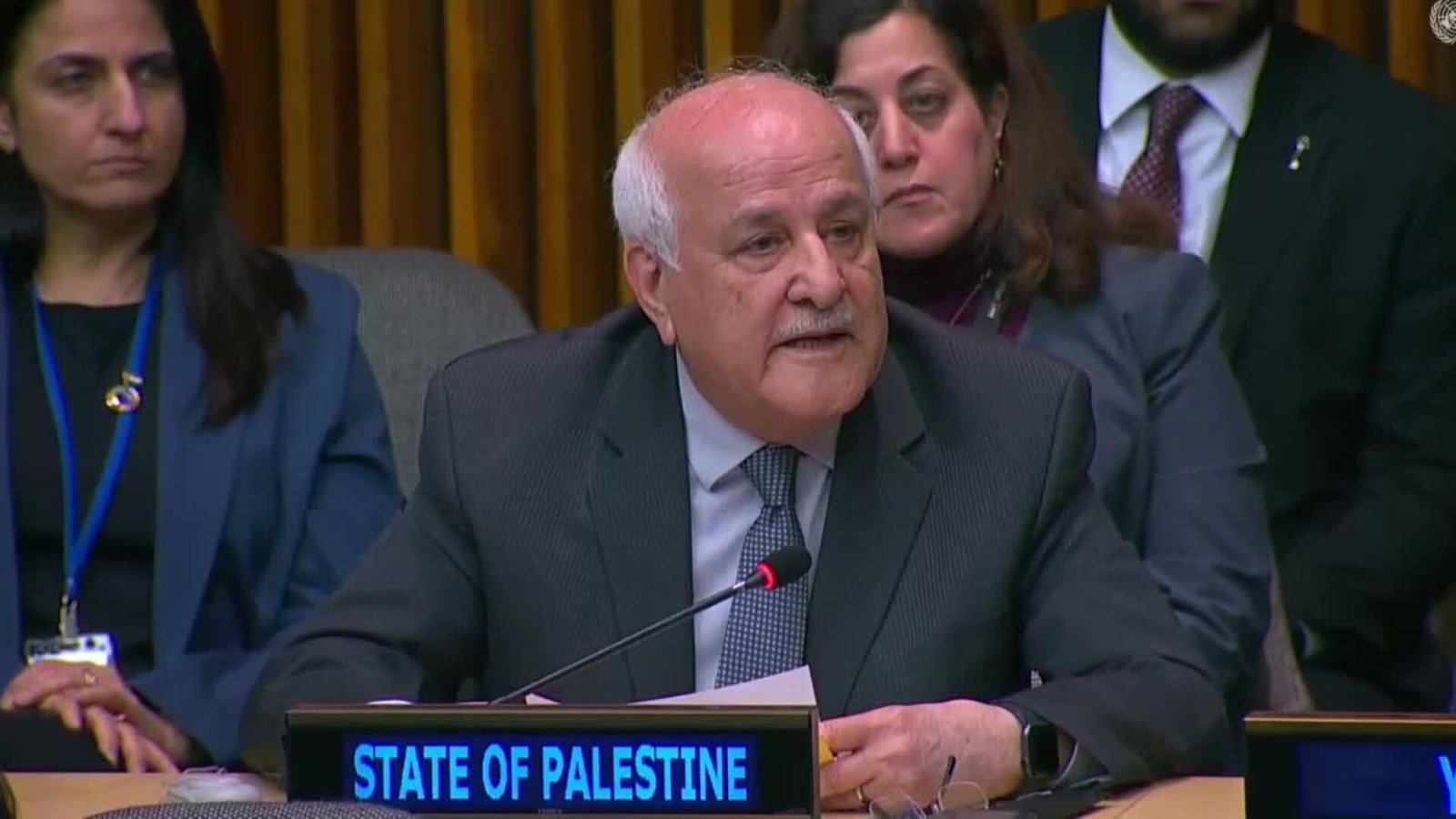 El representante de Palestina en la ONU asegura que su pueblo no abandonará Gaza