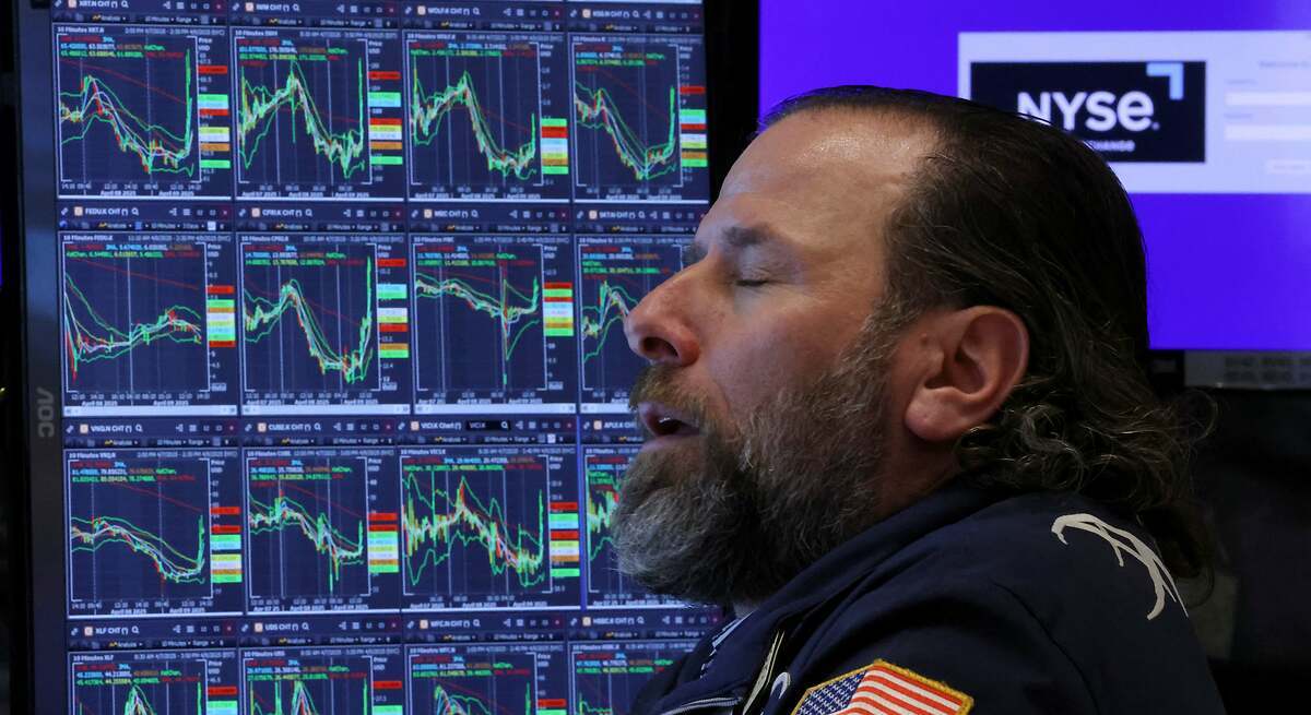 Wall Street firma la mayor subida semanal desde noviembre de 2022 tras el bandazo arancelario de Trump